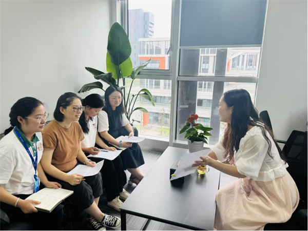 新員工訪(fǎng)談新聞稿20240812272